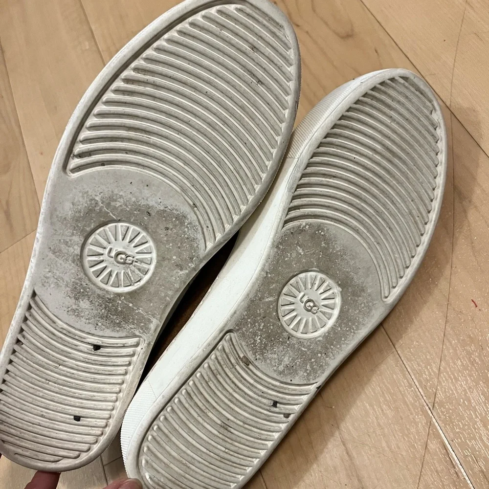 UGG Slip on Caramel size 7 - Picture 7 of 9